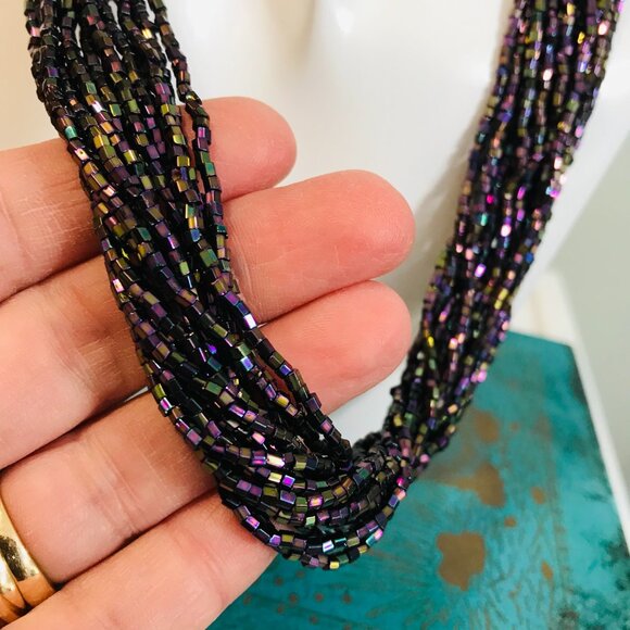 Vintage Metallic Beaded Necklace - Picture 7 of 8
